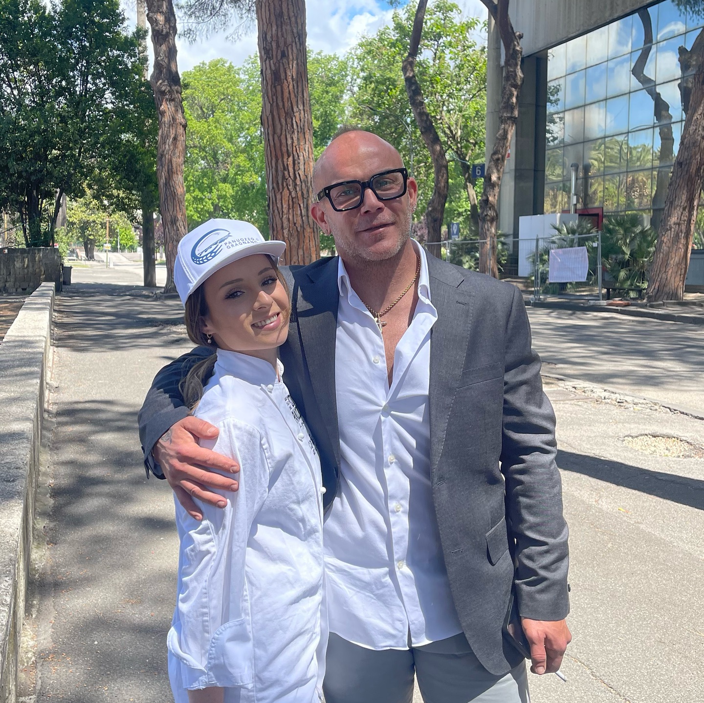 Pizzeria Domenico Mascolo: panuozzo fritto e canapuozzo nel menu di famiglia